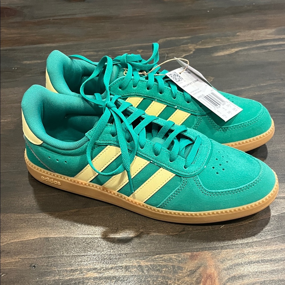 New Adidas Green and Yellow Sneakers